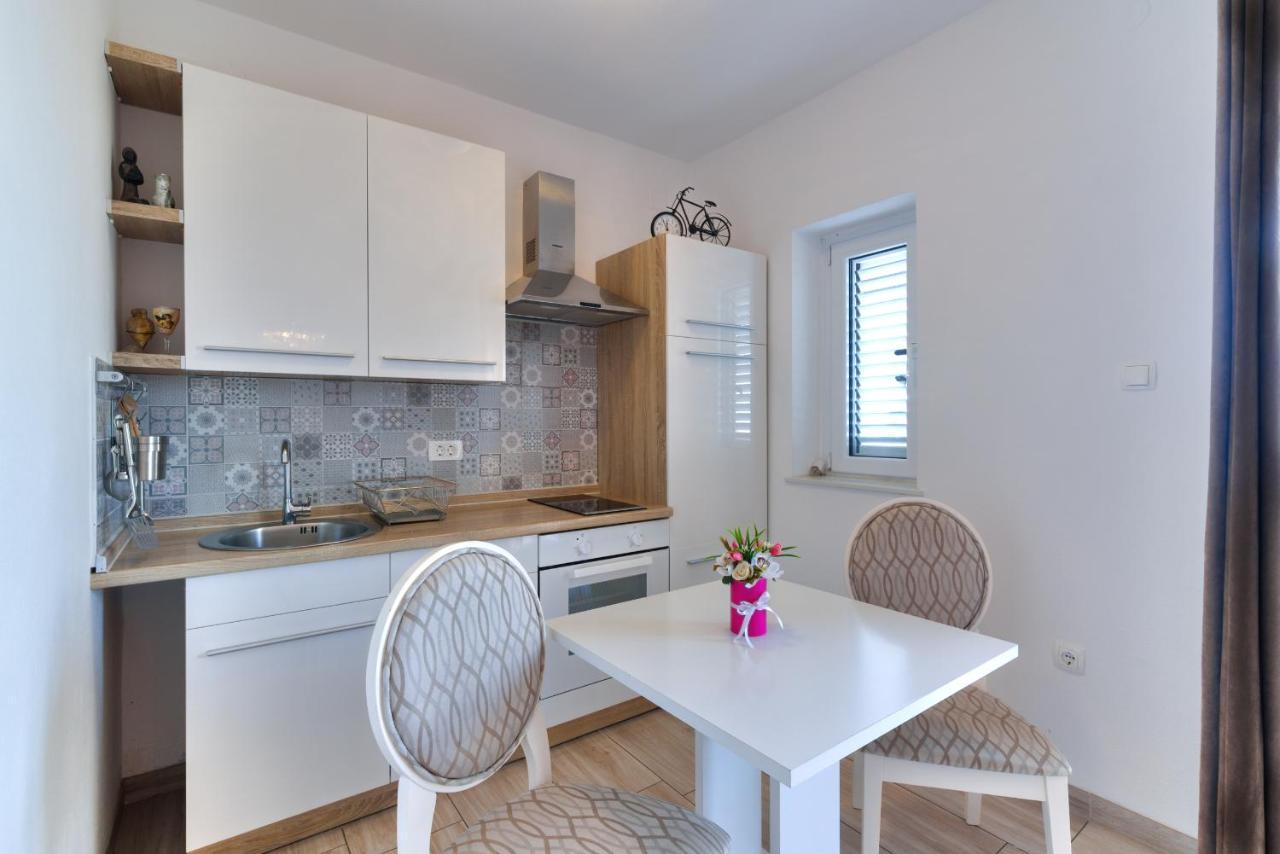 Apartments Jo Senj  Εξωτερικό φωτογραφία
