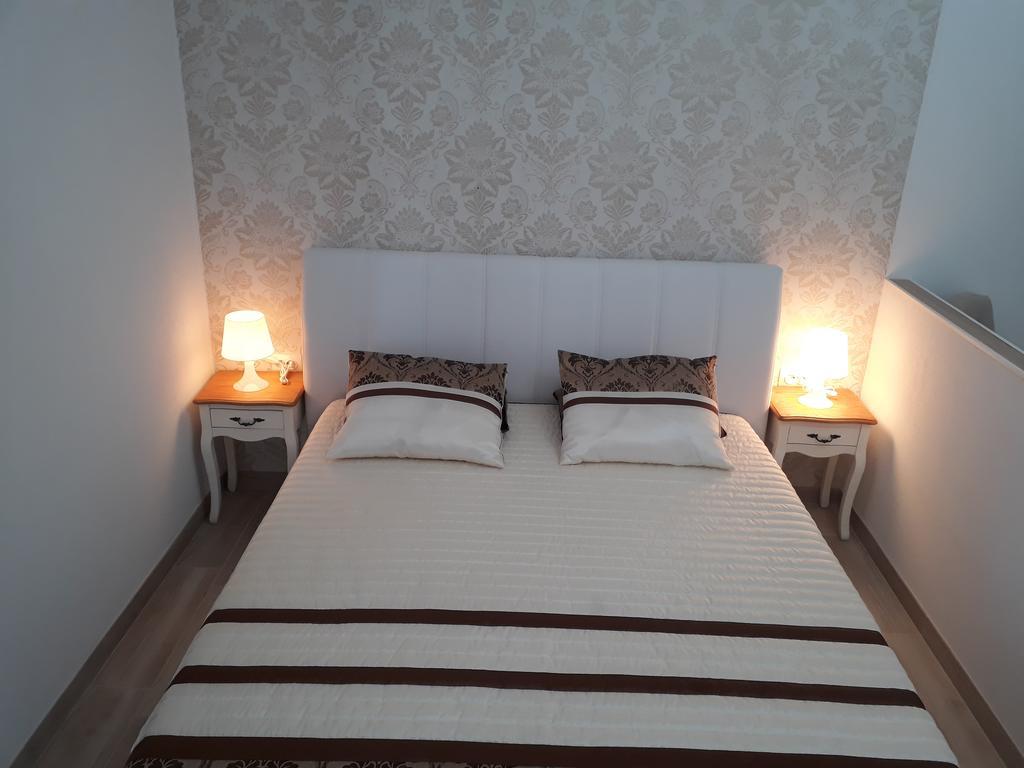 Apartments Jo Senj  Εξωτερικό φωτογραφία