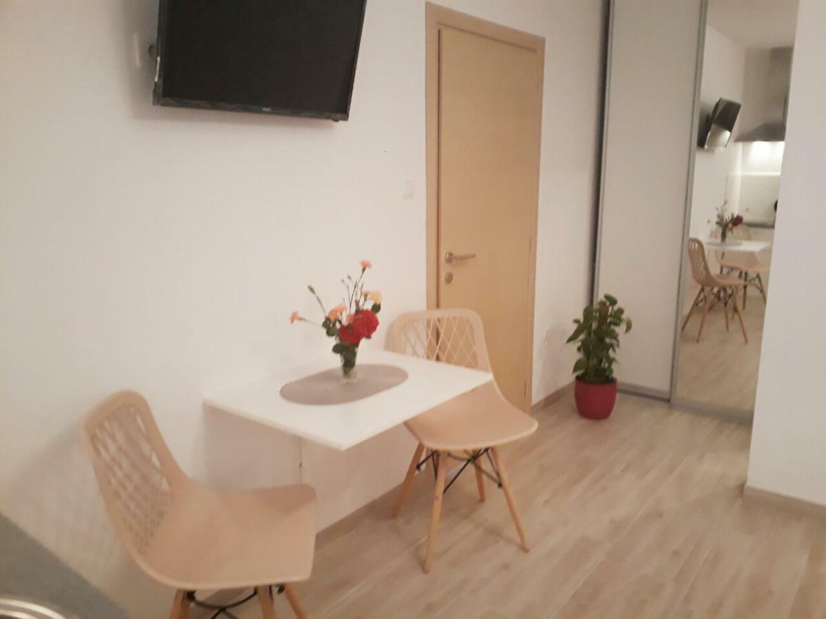 Apartments Jo Senj  Εξωτερικό φωτογραφία